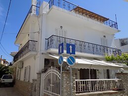 Beautiful Modern apt in Skiathos