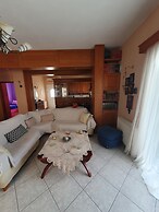 Beautiful Modern apt in Skiathos