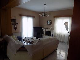 Beautiful Modern apt in Skiathos