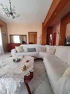 Beautiful Modern apt in Skiathos