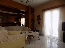 Beautiful Modern apt in Skiathos