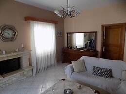 Beautiful Modern apt in Skiathos