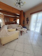 Beautiful Modern apt in Skiathos