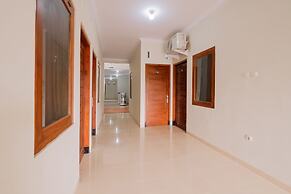 OYO 90045 Annafi Apartel