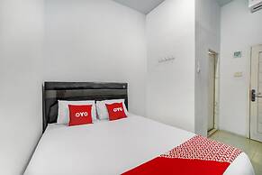 OYO 90994 Ada Guest House