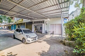 OYO 90994 Ada Guest House