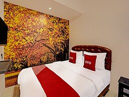 Super OYO 91618 Hotel Nawangwulan