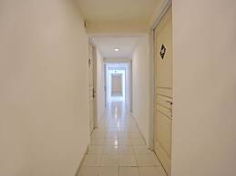 Super OYO 91618 Hotel Nawangwulan