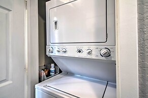 Branson Retreat w/ Balcony & 18-hole Golf Course!