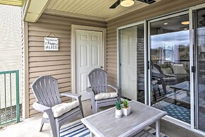 Branson Retreat w/ Balcony & 18-hole Golf Course!