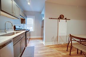 Cleveland Apt, Walk to Lincoln Park! ~3 Mi to Dtwn