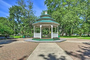 3 Mi to Dtwn: Walkable Apt in Cleveland!