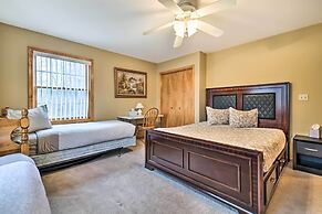 Hot Tub, Lake Access: Spacious Poconos Getaway!