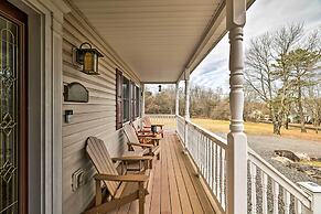 Hot Tub, Lake Access: Spacious Poconos Getaway!