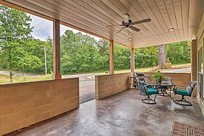 Dtwn Bull Shoals Condo: 1 Mi to Lake Access!