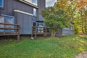 1 Mi to Jack Frost Ski Resort: Water-view Retreat