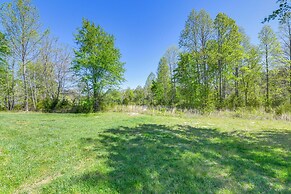 2 Mi to Douglas Lake, Boat Ramp: White Pine Home!