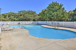 Emerald Isle Condo w/ Direct Access to Ocean!