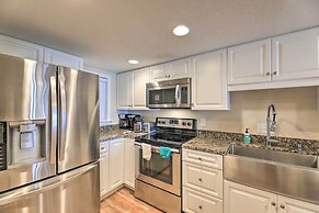 Emerald Isle Condo w/ Direct Access to Ocean!