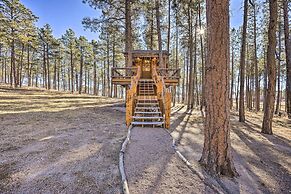 CO Springs Apartment in the Pines w/ Treehouse!