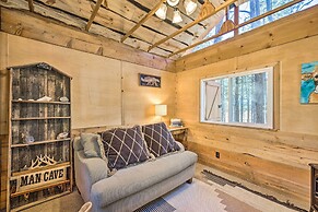 CO Springs Apartment in the Pines w/ Treehouse!