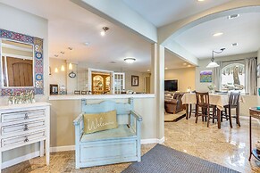 CO Springs Apartment in the Pines w/ Treehouse!