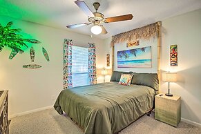 Cedar Creek Lake Home: Private Dock & Hot Tub