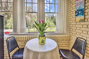 Historic Crescent City Studio - Lakefront w/ Dock!