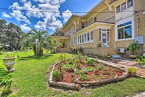 Historic Crescent City Studio - Lakefront w/ Dock!