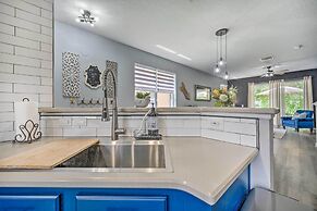 Renovated Kissimmee Townhome: 5 Mi to Disney!