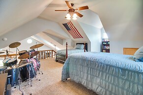 Incredible Log Home: 1 Mile From Lake Tenkiller