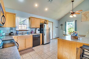 Incredible Log Home: 1 Mile From Lake Tenkiller