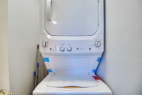 Incredible Log Home: 1 Mile From Lake Tenkiller