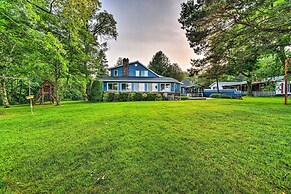 Waterfront Lake Huron Getaway: Private Beach!