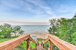 Waterfront Lake Huron Getaway: Private Beach!