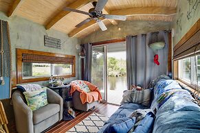 Bay St Louis Houseboat 6 Mi to Old Town & Beach!