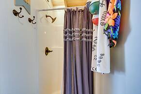 Bay St Louis Houseboat 6 Mi to Old Town & Beach!