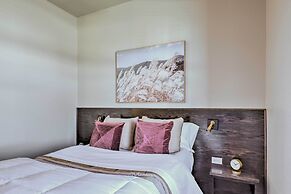 Stylish San Marcos Apt in the Heart of Dwtn!