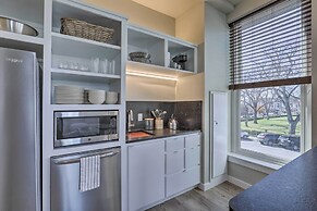 Stylish San Marcos Apt in the Heart of Dwtn!