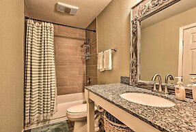 1 Mi to Port Aransas Beach: Condo w/ Pool Access