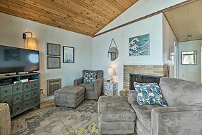 Lakefront Cottage Near Wineries + State Parks!