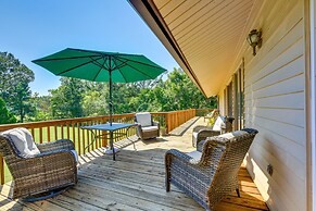 Peaceful Millington Home ~ 13 Mi to Memphis!