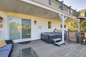 Near Yale & Lighthouse Point Beach: Home w/ Pool!