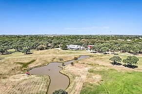 12 Mi to Tcu: Fort Worth Cottage w/ Farmland Views