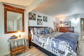 Spacious Waterfront Retreat Near Uw-green Bay