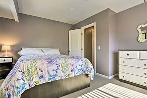 Vibrant Teaneck Home ~ 12 Mi to Manhattan!