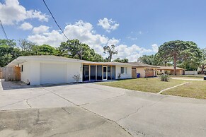 Airy Bradenton Vacation Rental w/ Patio, Gas Grill