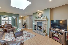 Bella Vista Home w/ Kayaks & Deck on Loch Lomond!