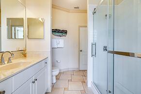 Spacious Oasis w/ Lagoon Pool & Spa in Cape Coral!