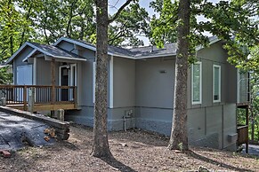 Screened Porch, Resort Perks: Osage Beach Cabin!